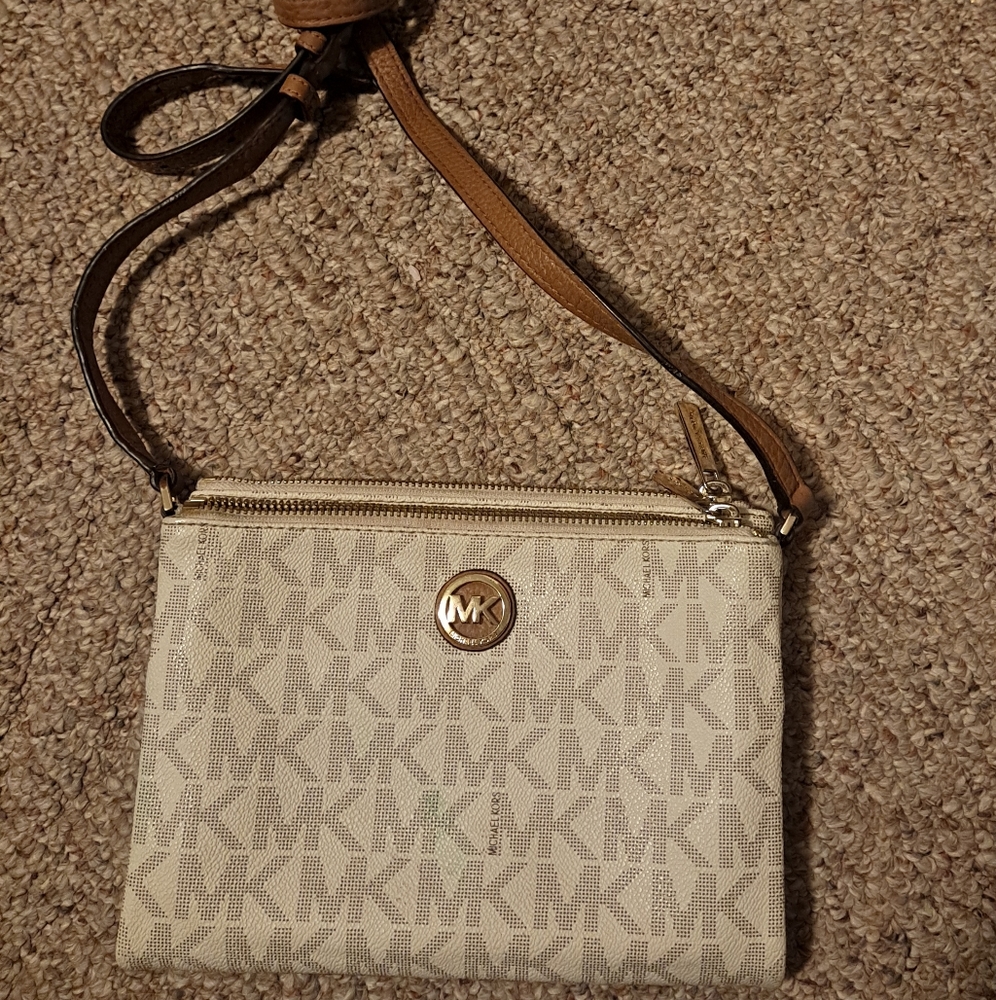 Michael Kors purse